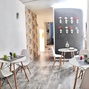 Domus Rubra , Castelsardo Italia