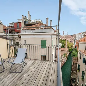 Apartment Dorsoduro 1241 By Wonderful Italy 