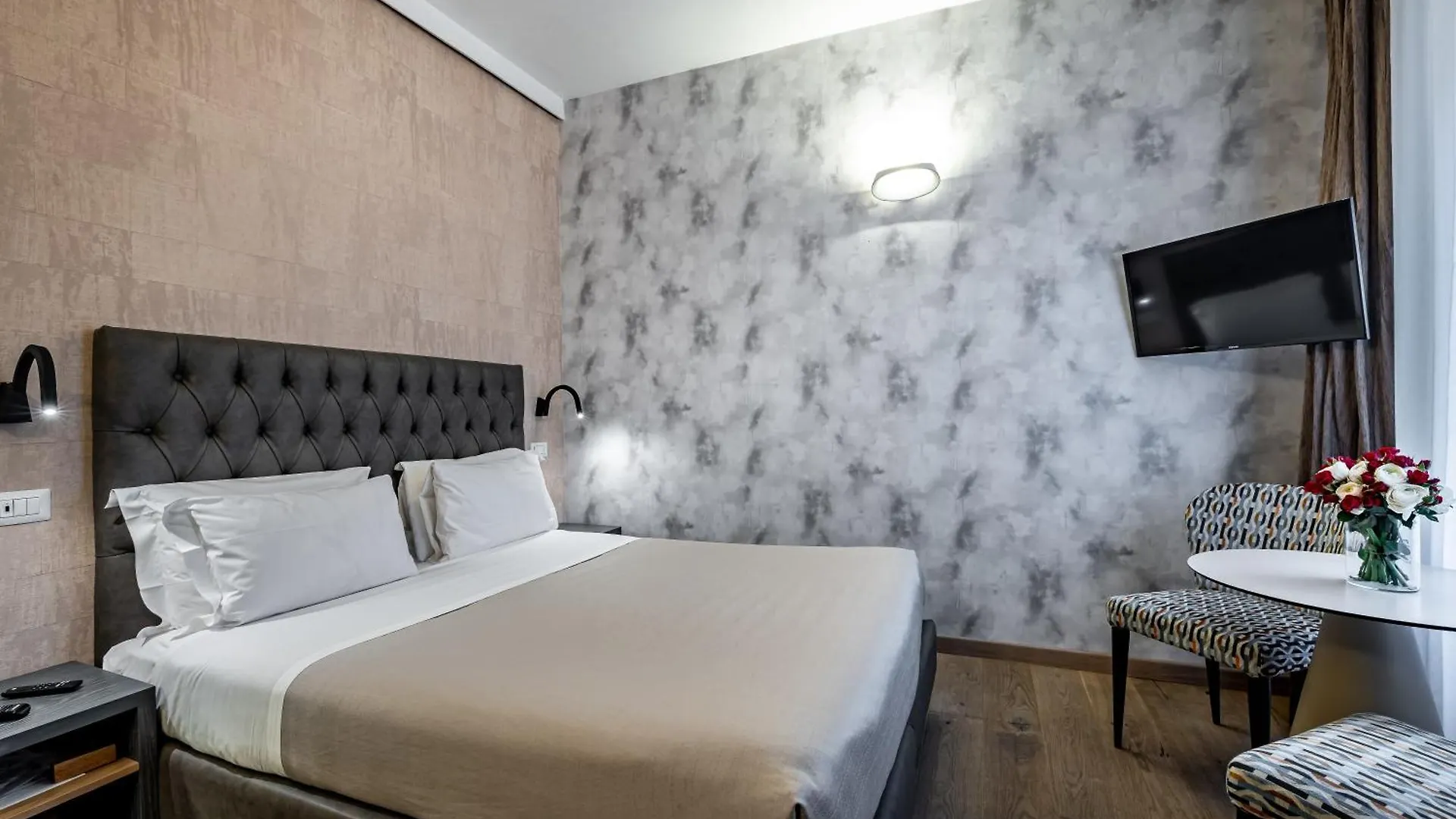 Florence Old Bridge B&B 3*,  Italien
