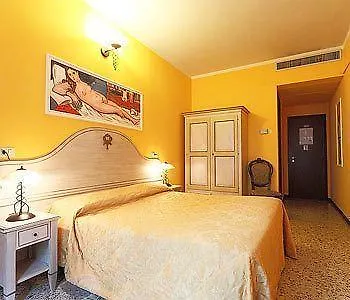 Florence Old Bridge B&B Bed & Breakfast
