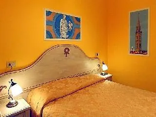 Florence Old Bridge B&B 3*,